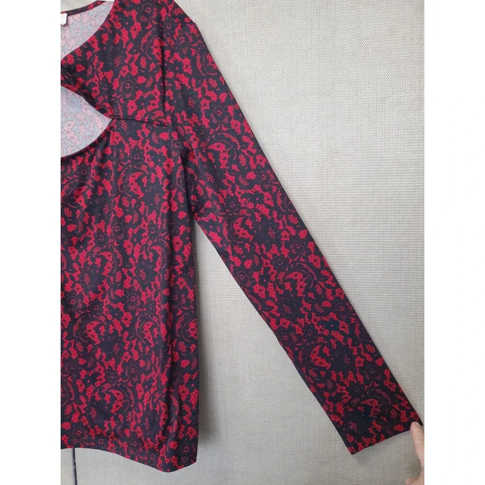 Michael Michael Kors Red/Black Lace Print Front Cut-Out Long Sleeve Blouse Sz XL